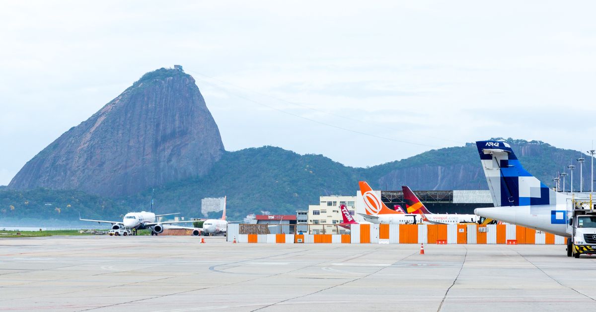 Imagem representa voos no Aeroporto Santos Dumont