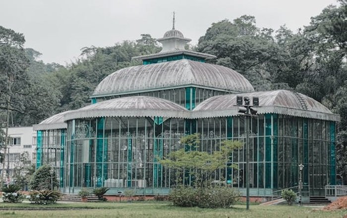 foto mostra monumento de Petrópolis RJ